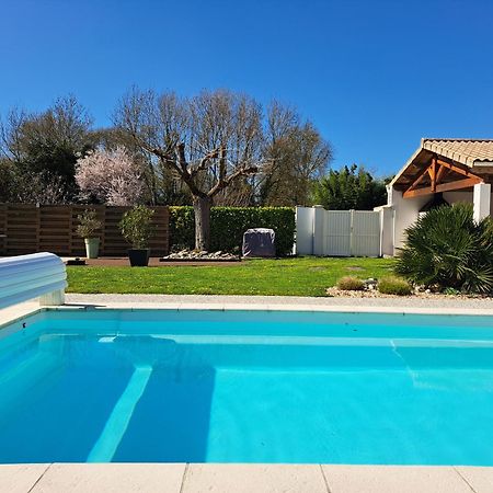 Chambre D Hote La Riviere 45M2 Jardin Et Piscine Aigrefeuille-dʼAunis Kültér fotó