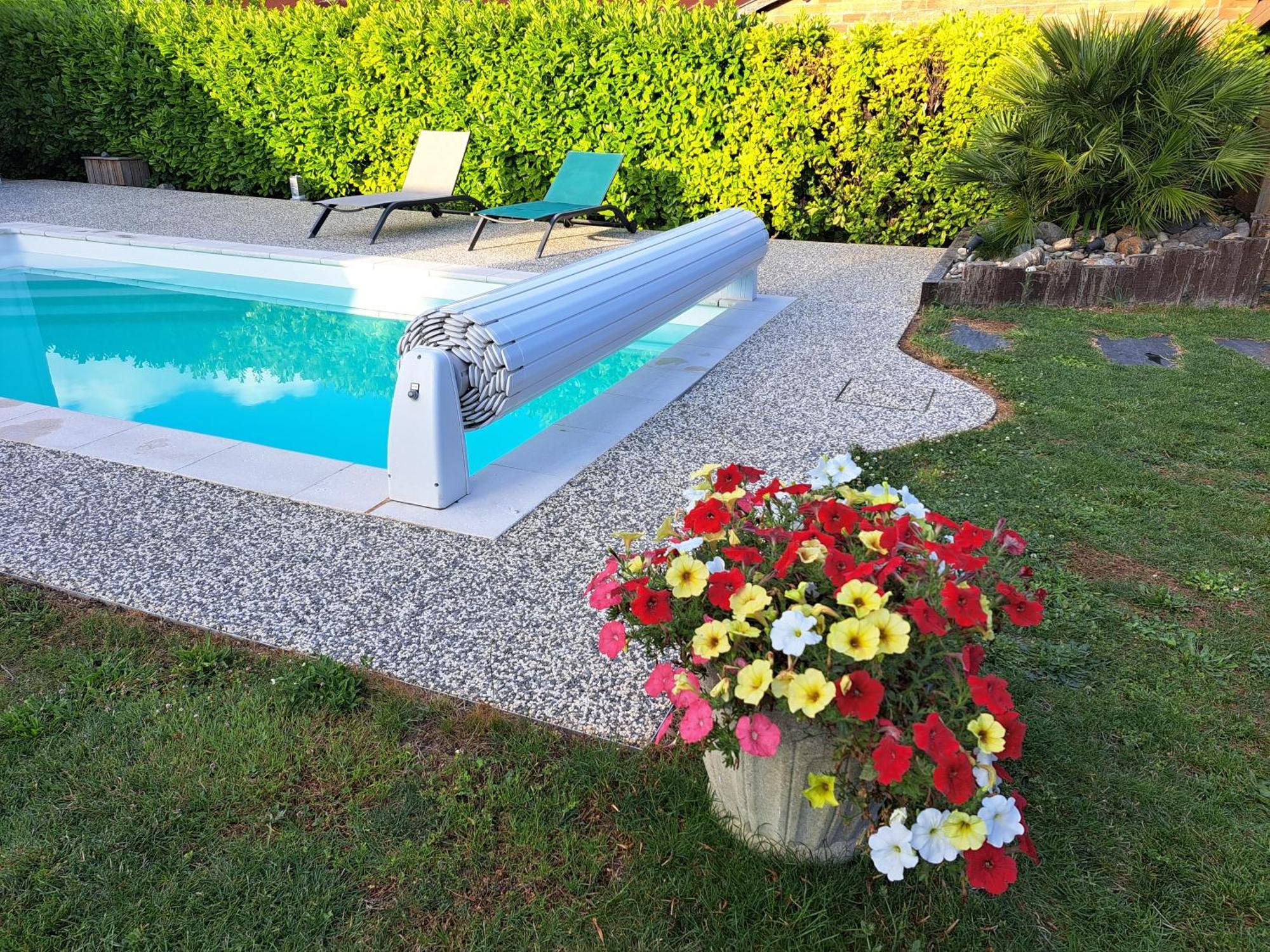 Chambre D Hote La Riviere 45M2 Jardin Et Piscine Aigrefeuille-dʼAunis Kültér fotó